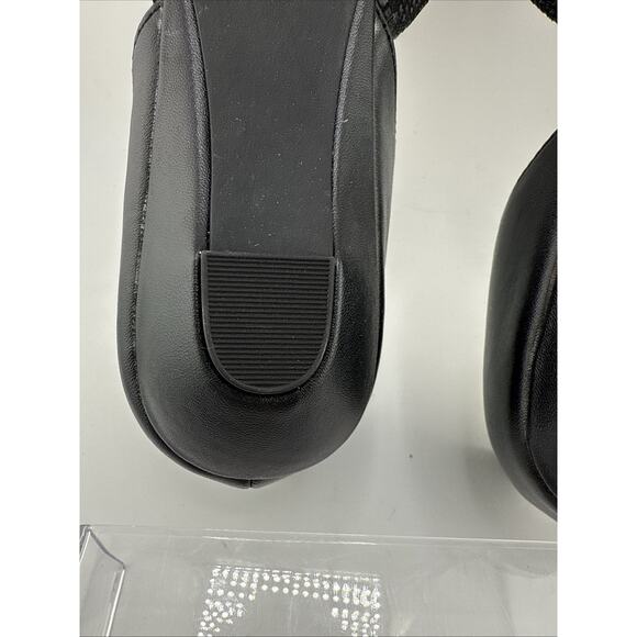 Anne Klein Women's Fanetta Black Peep toe Flat Size 7 M NWB - Picture 10 of 12